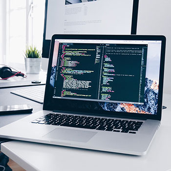 拉齐奥球队整体实力强劲，角逐冠军有望